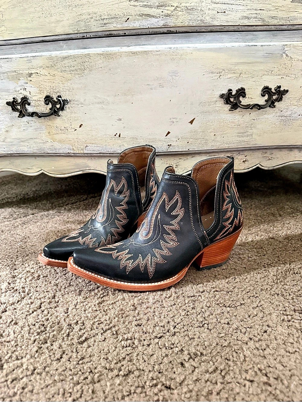 Ariat Dixon X Toe Western Boot Boots in Black & Brown